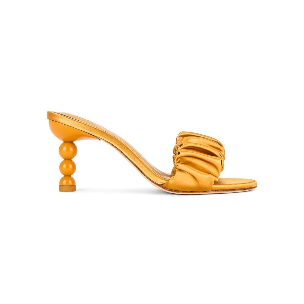 LPA lia gold heel